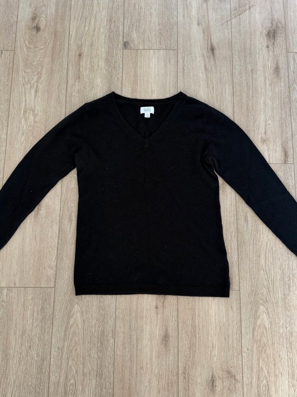 croft & barrow Black V-Neck Sweater